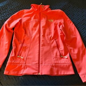 The North Face Women's Coral Utility Soft-Shell Jacket